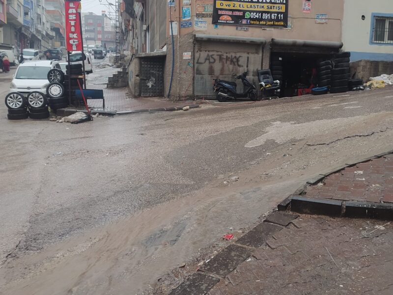 TESLA OTO LASTİK / OTO JANT